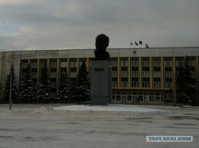 Какие прозвища дают памятникам в России