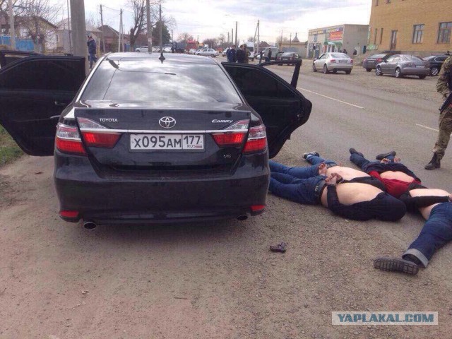 Один из напавших на астраханских полицейских был водителем маршрутки