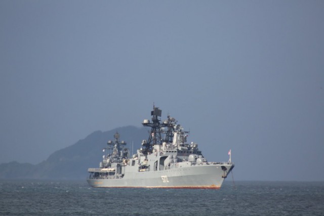 Отряд кораблей ТОФ ВМФ России на военно-морской базе Морских сил самообороны Японии в Майдзуру