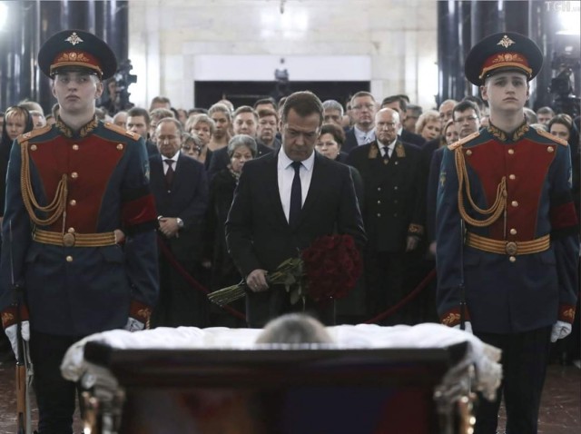 Позорное и трусливое поведение для человека, считающего себя национальным лидером