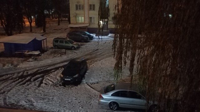 Давно вроде не было... А что у вас за окном