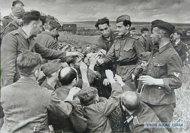 Фотографии второй мировой, многие цветные (фото)