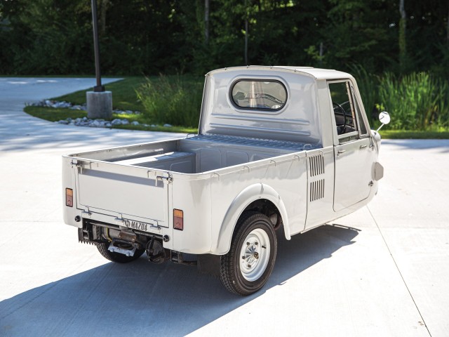 Японский "запорожец" Mazda R360