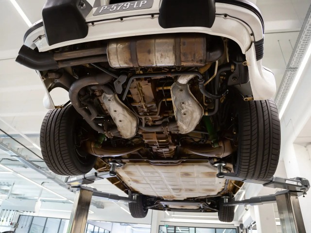 1986 Porsche 911 Turbo 'Flachbau'. Автопятница №80