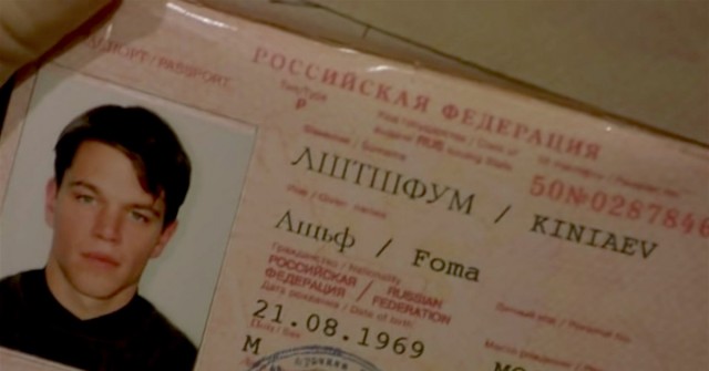 Почему Мэтт Деймон не может вернуться домой?
