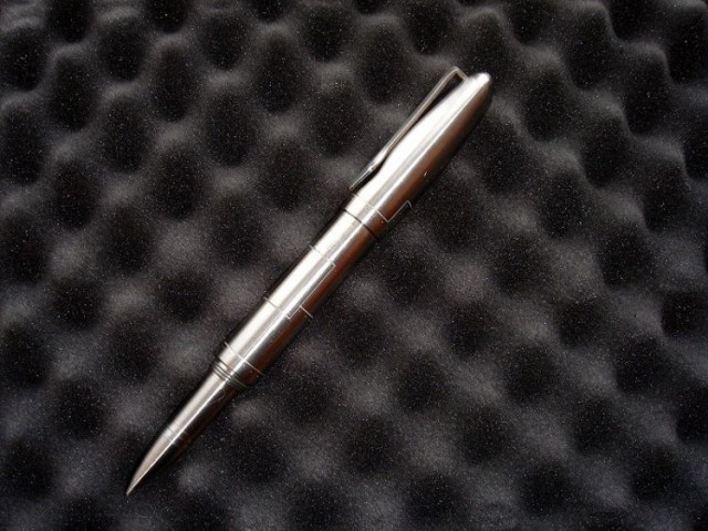 Титановая ручка Стрельцова