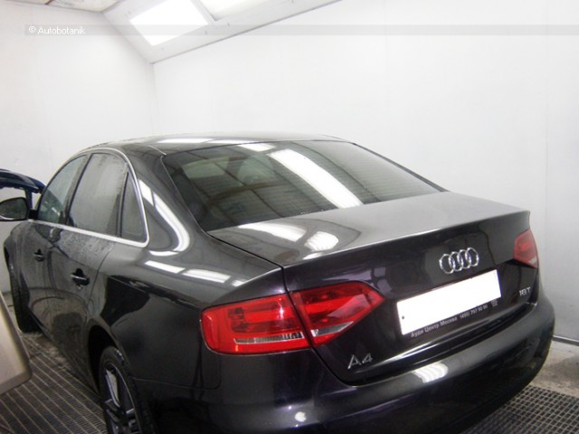 "Поцелуй" гармошкой у бензобака