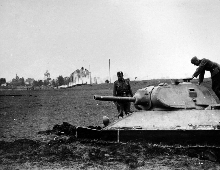 Ну кому нужна война? Никому конечно!