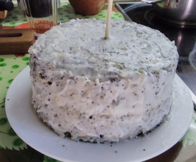 а он вообще существует? вкусный торт...