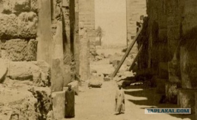 Египетский морок. Строительство колоссов, Сфинкса, пирамид на заре эры фотографий в 19 веке.
