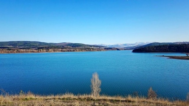 Симферопольское водохранилище достигло критического уровня обмеления
