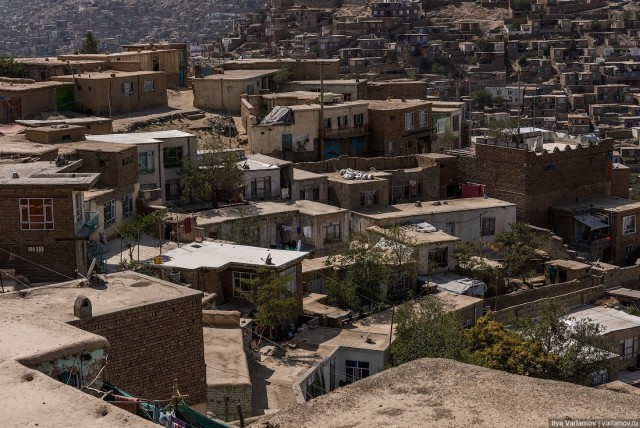 Кабул, Афганистан: "фавелы", граффити и велодорожки