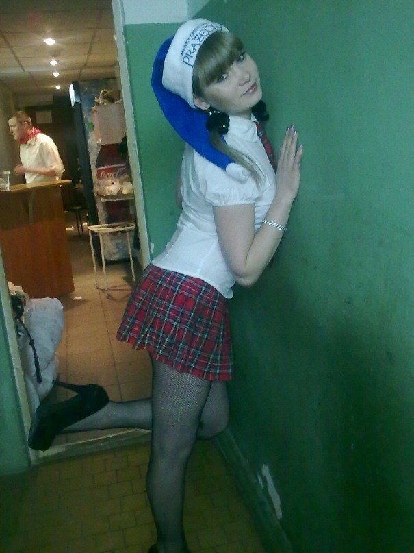 Марин, ну встань в позу, я тя сфоткаю