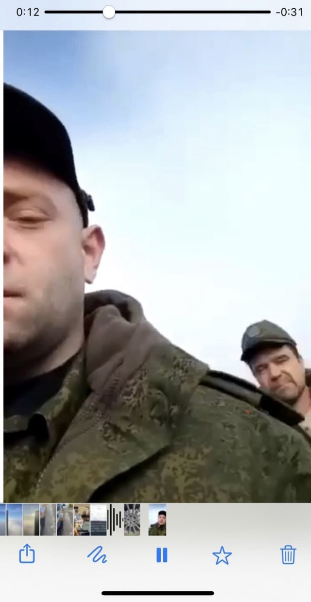 Даже стрелять не обучали