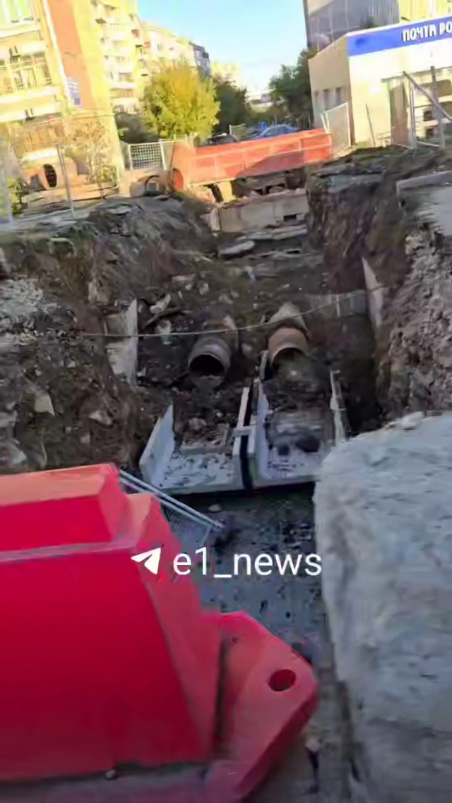 Погиб с ветерком.