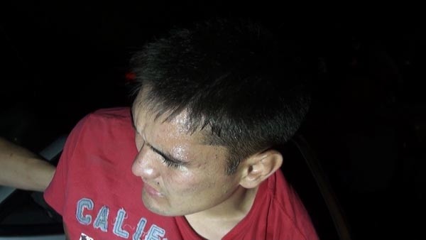 КРИМИНАЛ: Извращенец напал на трахающихся в кустах