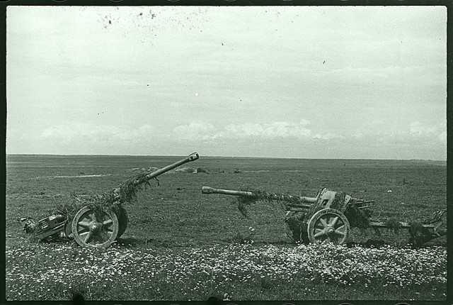 Фотоархив Великой Отечественной войны: найденные снимки фотокорреспондента С. И. Лоскутова
