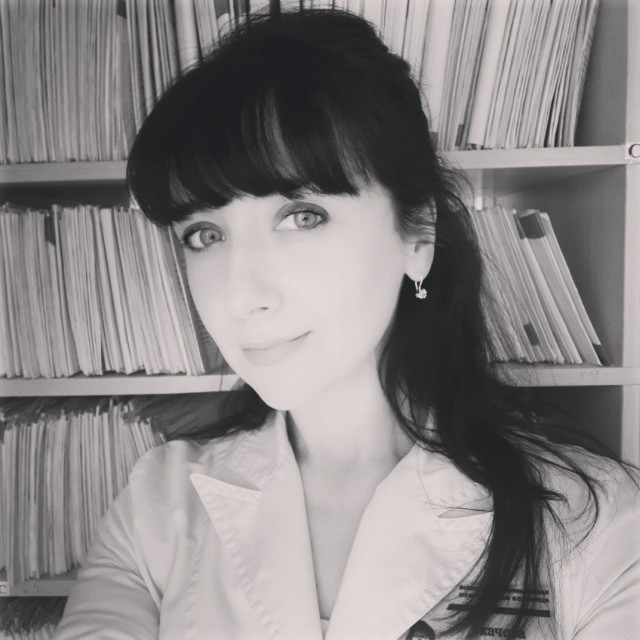 Медицинские работницы и медички