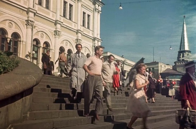 Как сейчас выглядят места, где Рязанов снимал "Девушку без адреса". Фото с тех же точек спустя 66 лет