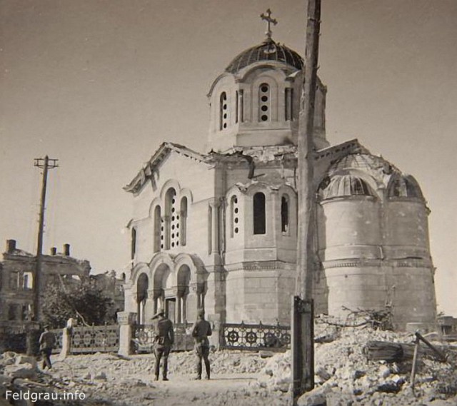 Зачем им дети?Чем дети мешают? Симферополь.Зима 1941 года.