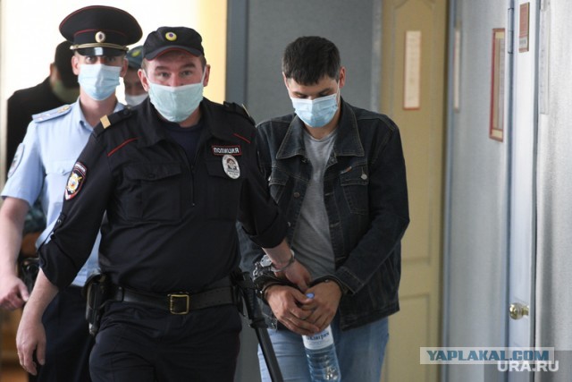 В Екатеринбурге осуждены полицейские, изнасиловавшие проститутку