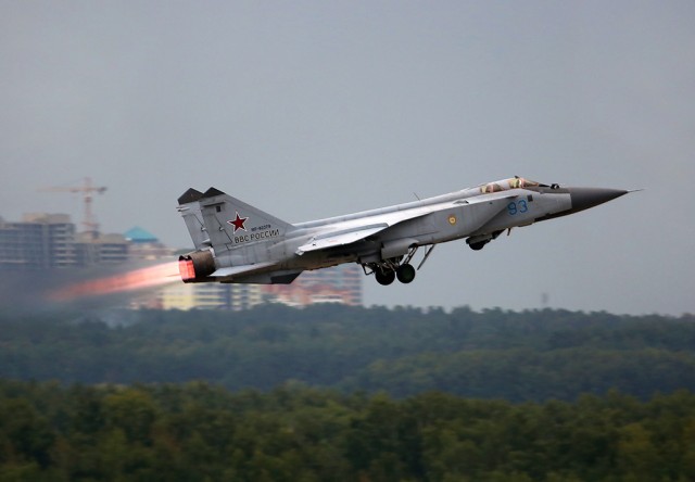 МиГ-31. Самому быстрому - 50!