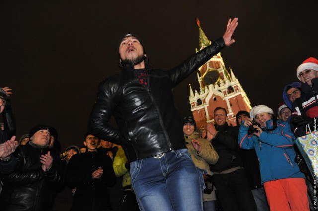 Полиция задержала пермского Дэдпула за тверк на Красной площади