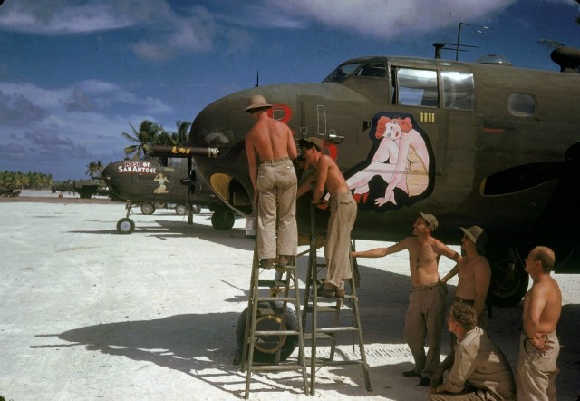 20 век в цвете. 1944 год. Воюющий мир 3/4 века назад