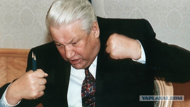 Всякие разные персонажи из наших 90х!