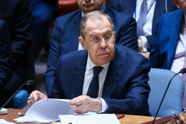 Лавров исключил заморозку по линии фронта