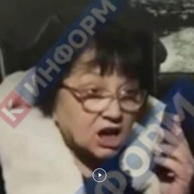 Я русская! Я директор!