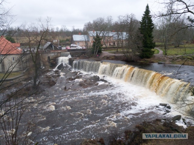 Водопад в Кейла