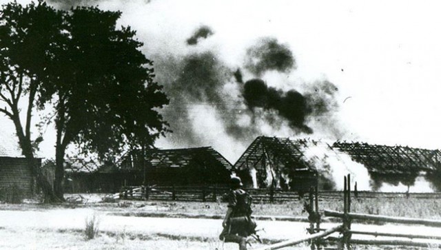 Немецкие фотографии русской деревни 1942-1943 гг. Фотограф Асимус Реммер