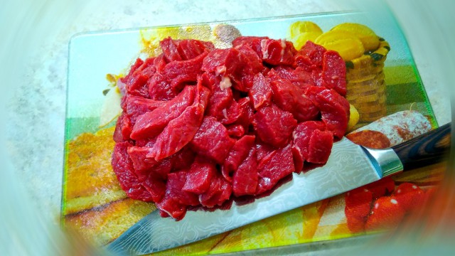 Субботний эксперимент с мясом и помидорами.