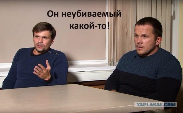 Канцлер Германии вновь появился на публике со шрамом на лице
