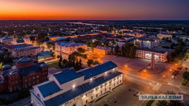 Автостанция в маленьком российском городке