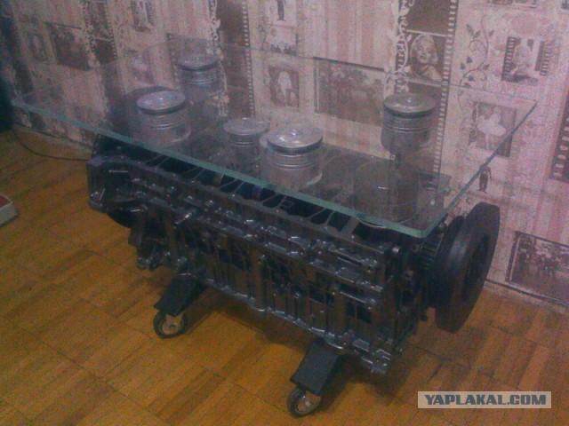 Немецкий 3х литровый рядный шестицилиндровый двигатель