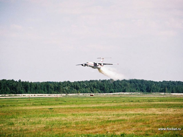 Что внутри у Ил-76?