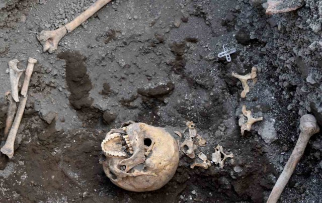 Как на самом деле погиб "бедолага" из Помпей. Мумии и скелеты. 38.