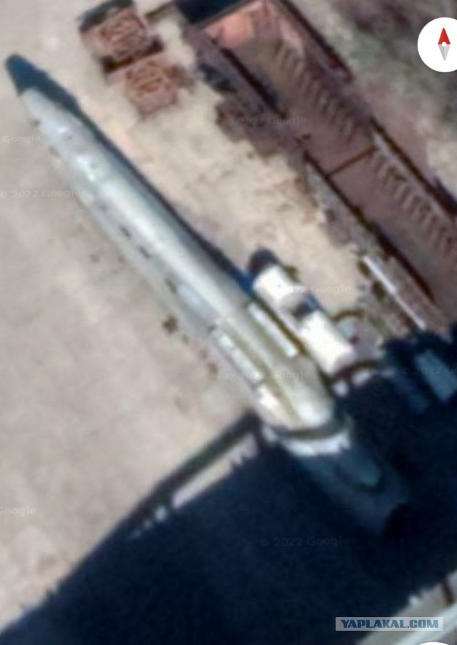 Фото последствий удара по ангару с самолетом Ан-225 «Мрия»