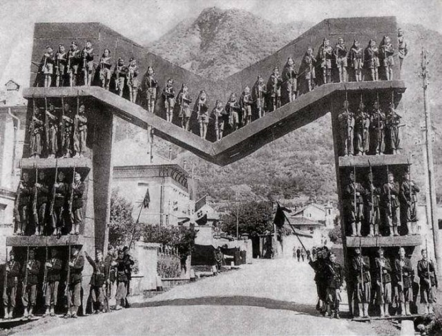 Винегрет исторических фотографий