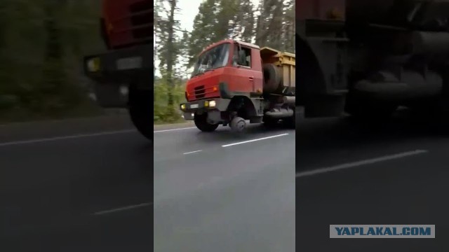 Пара автомобилей