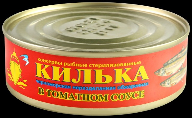 Как открыть консервную банку голыми руками: лайфхак спасет ужин в походе