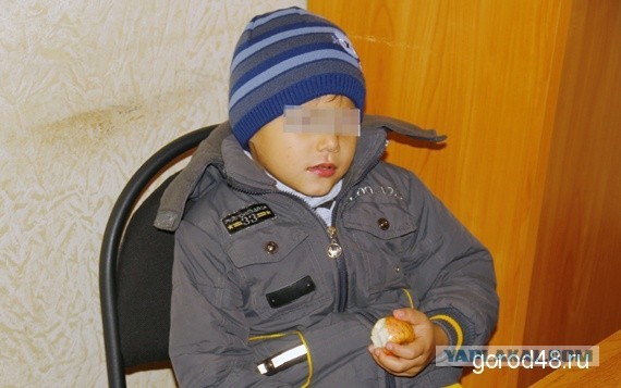 Сын пяти лет сломал ноутбук мамы