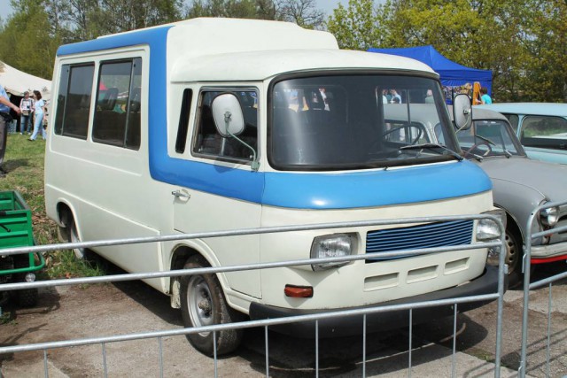 Игра на ЯПе: Угадай АВТО-9