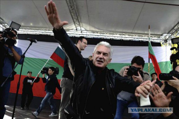 Лидер БНП предлагает провести референдум по