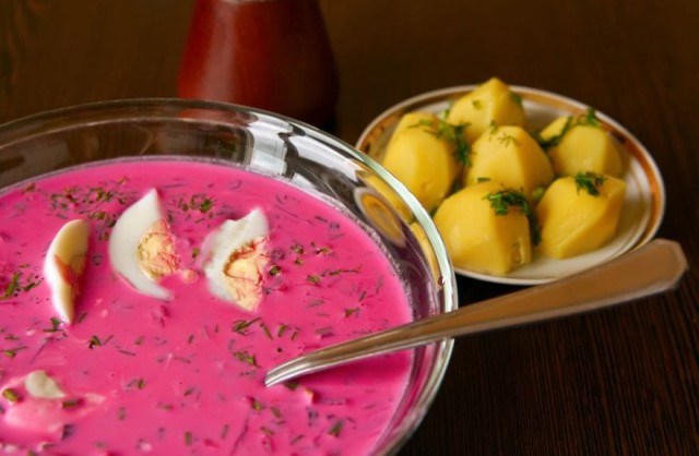 Немецкая еда их возмутила! А русскую они видели?