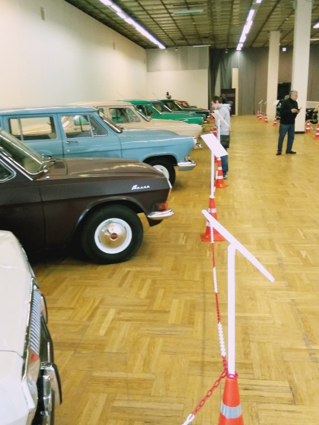 Про выставку редких и антикварных автомобилей