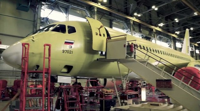 На этапе сборки уже пять серийных самолетов SSJ-New