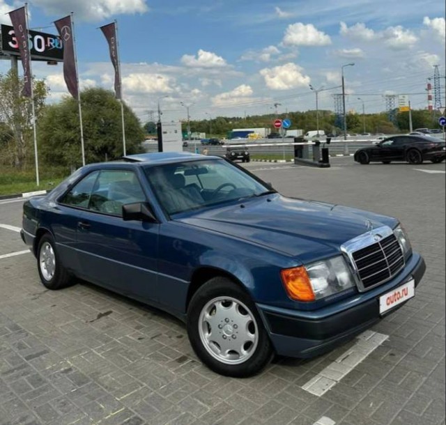 Коллекционер ретро-авто продал свой Mercedes и отдал мошенникам 15 миллионов рублей